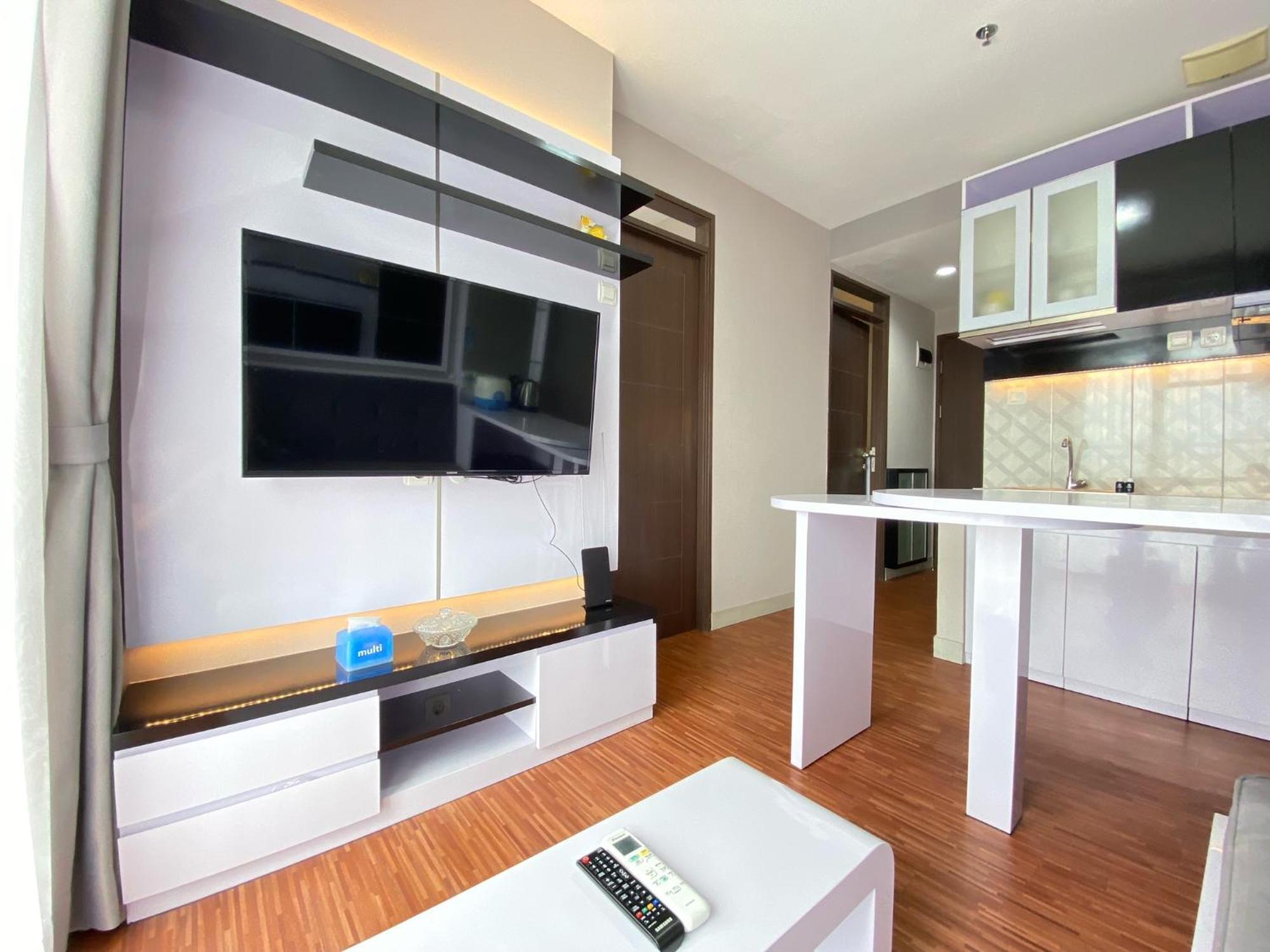 Homey 2br At Mekarwangi Square Cibaduyut By Travelio Apartemen
