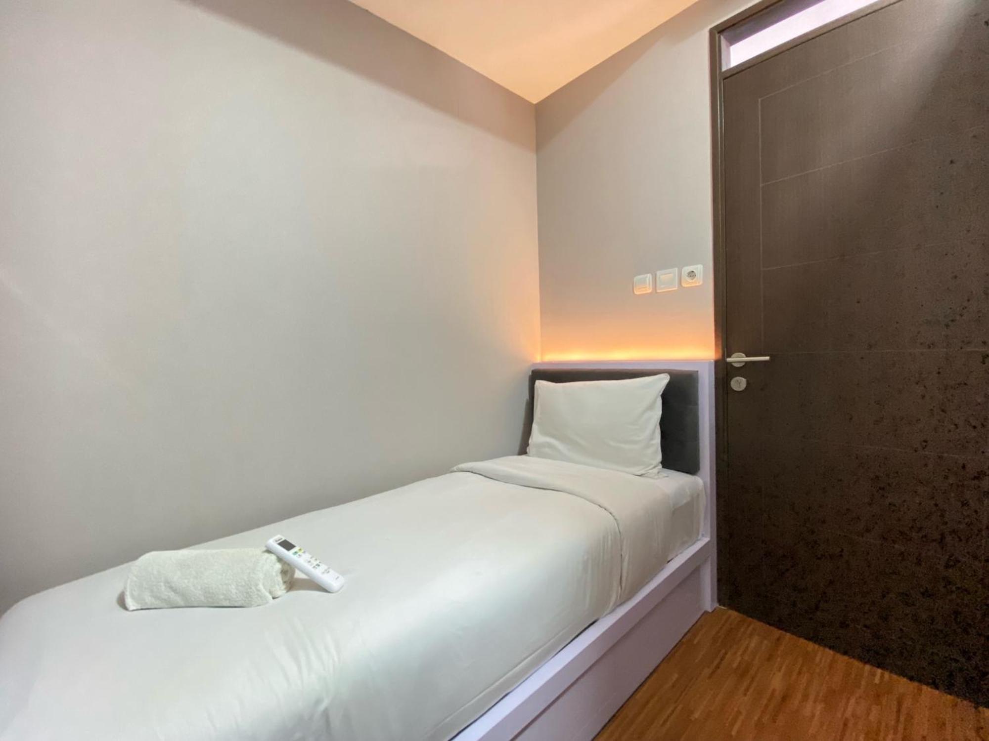 Homey 2br At Mekarwangi Square Cibaduyut By Travelio