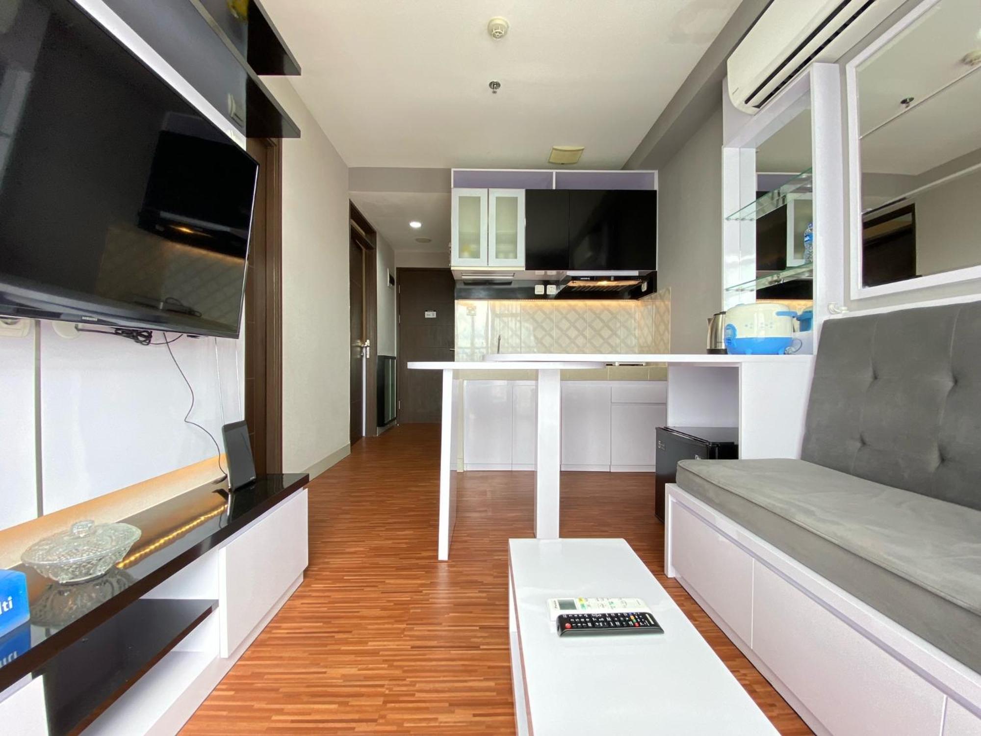 Homey 2br At Mekarwangi Square Cibaduyut By Travelio Bandung